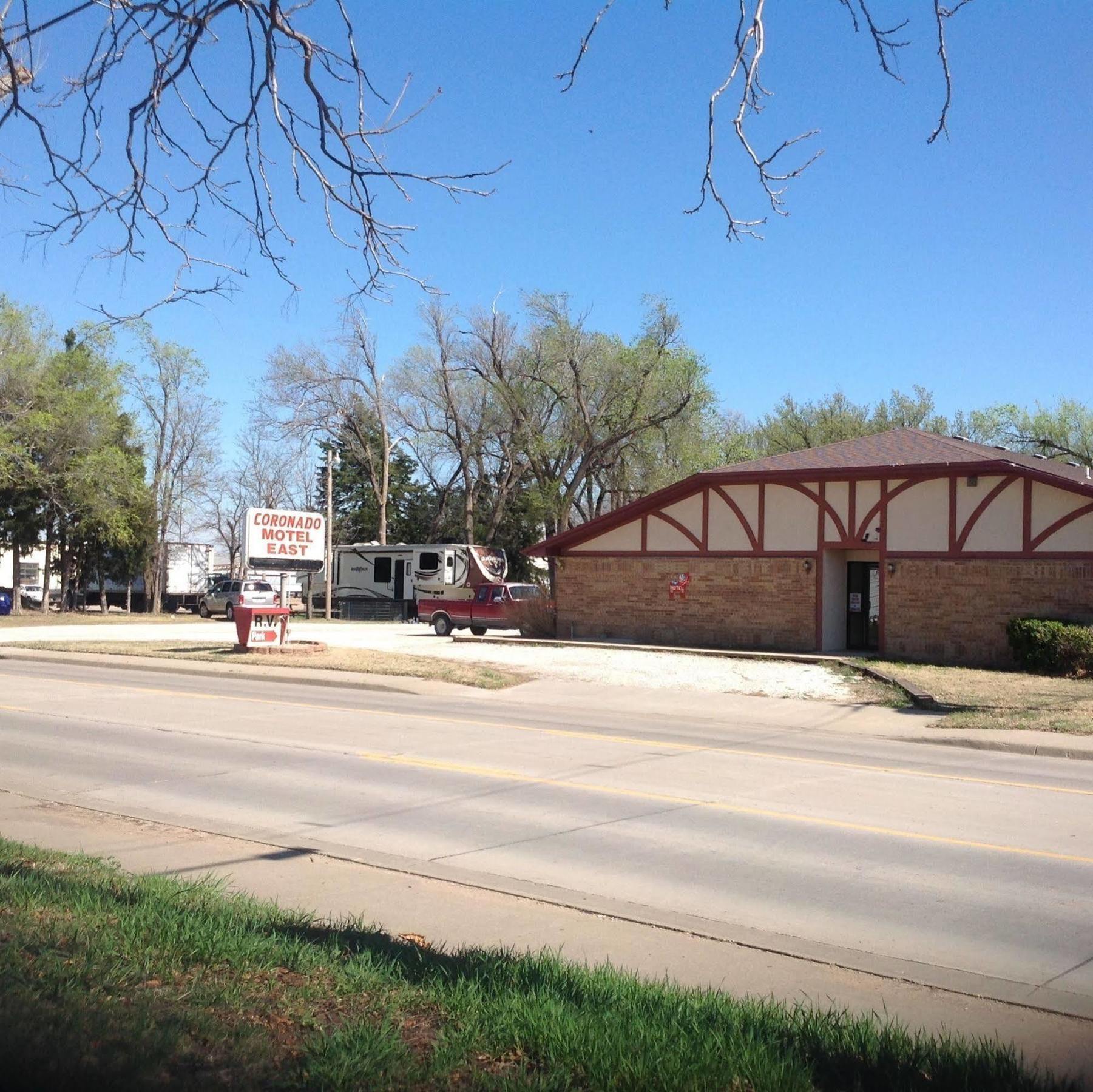 Coronado Motel & Rv Park Lindsborg Екстер'єр фото