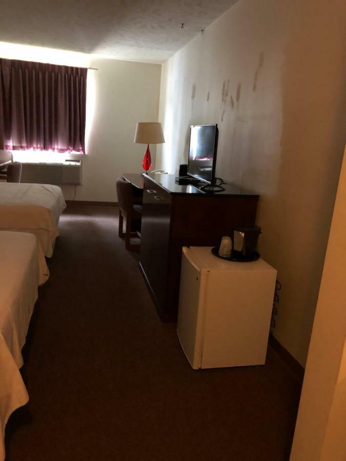 Coronado Motel & Rv Park Lindsborg Екстер'єр фото